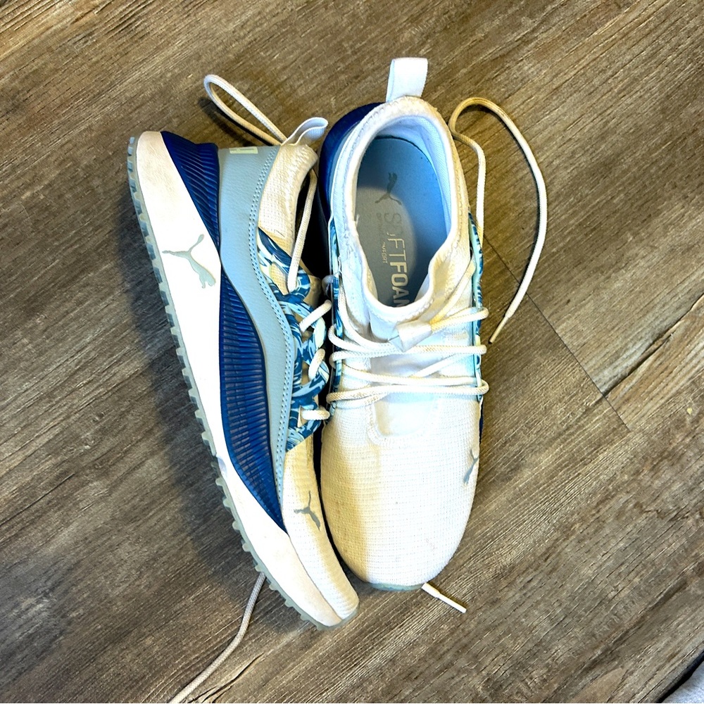 Puma sneakers